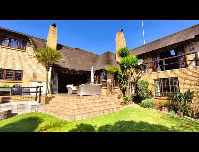 5 BEDROOM HOUSE FOR SALE IN BRENTWOOD PARK